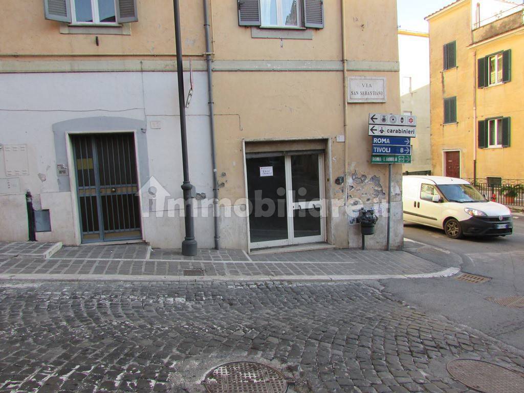 Locale commerciale in Vendita - immagine 2 di 8