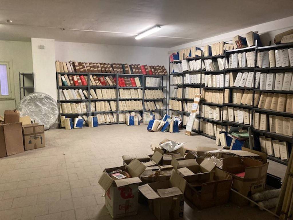 Magazzino - Deposito in Affitto - immagine 8 di 16